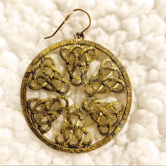 Nicole Miller Gold Celtic knot Hoop earrings - Picture 7 of 8